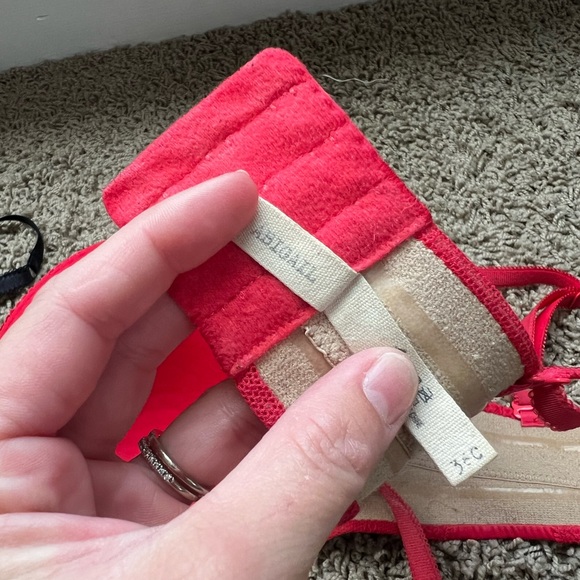 Aerie Push-Up Bra 36C - Picture 10 of 10